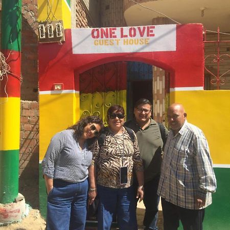 One Love Guesthouse & Restaurant الأقصر المظهر الخارجي الصورة